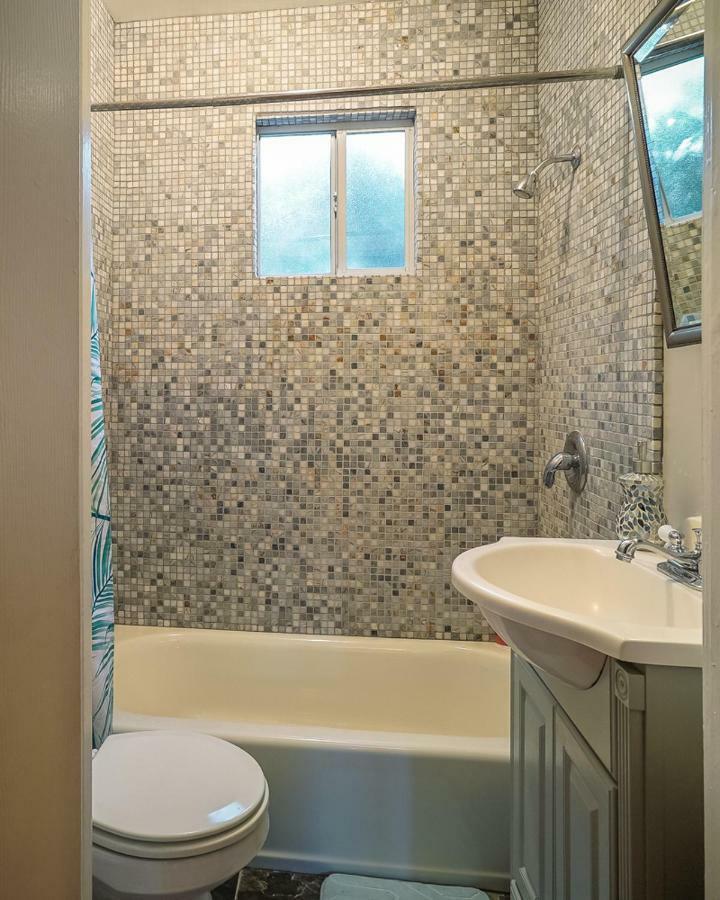 شقة Stylish 2 Bed & 2 Bath At The Heart Of Hollywood With Free Parking - One Car Only لوس أنجلوس المظهر الخارجي الصورة