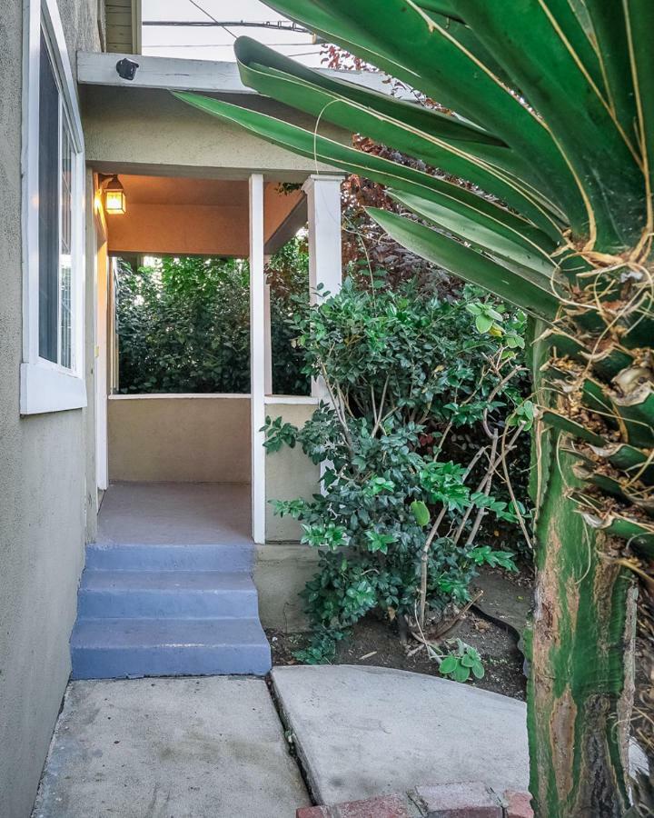 شقة Stylish 2 Bed & 2 Bath At The Heart Of Hollywood With Free Parking - One Car Only لوس أنجلوس المظهر الخارجي الصورة
